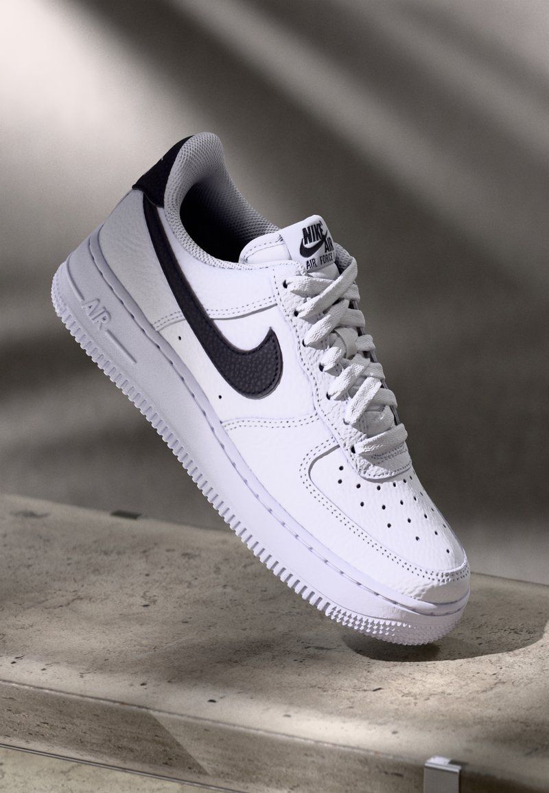 AF1 07 Essential